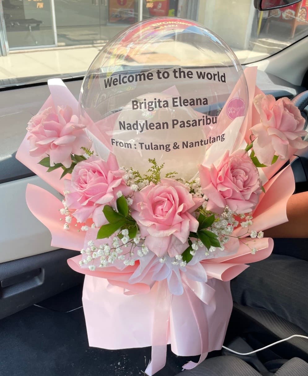 Buket Balon Mawar dari Biorona Florist